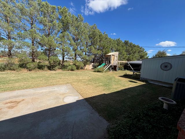 1502 Culpepper Avenue, Wilson, TX 79381
