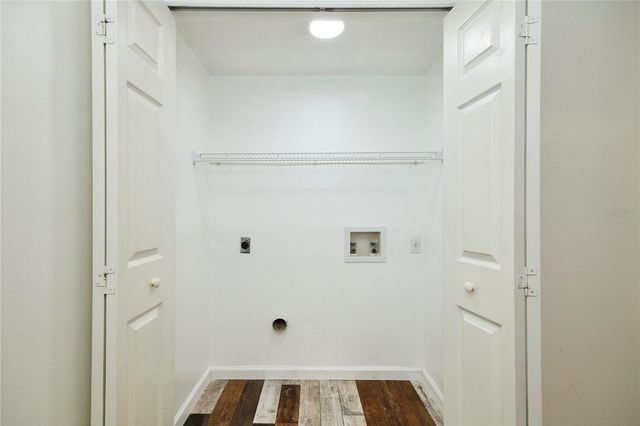 1751 FLUORSHIRE DRIVE, Brandon, FL 33511