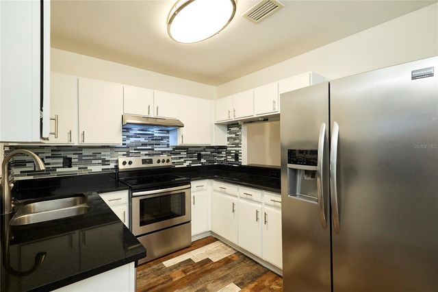 1751 FLUORSHIRE DRIVE, Brandon, FL 33511