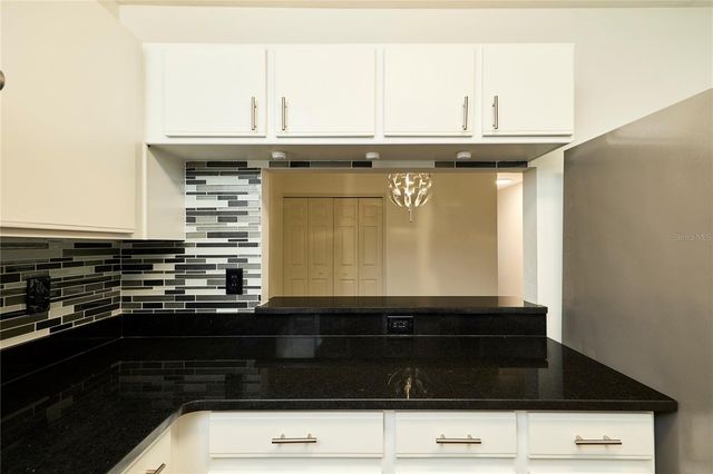 1751 FLUORSHIRE DRIVE, Brandon, FL 33511