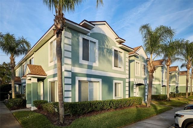 1751 FLUORSHIRE DRIVE, Brandon, FL 33511