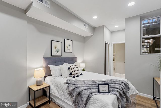 1628 S CHARLES ST, Baltimore, MD 21230