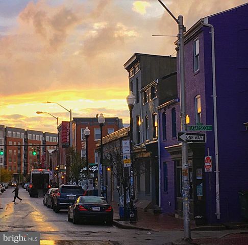 1628 S CHARLES ST, Baltimore, MD 21230