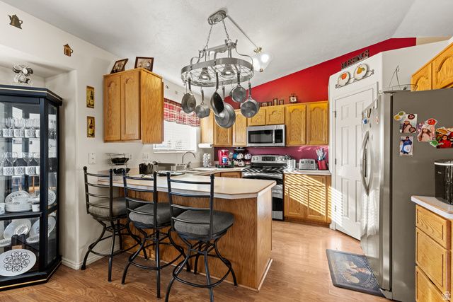 3077 W 4650 S, Roy, UT 84067