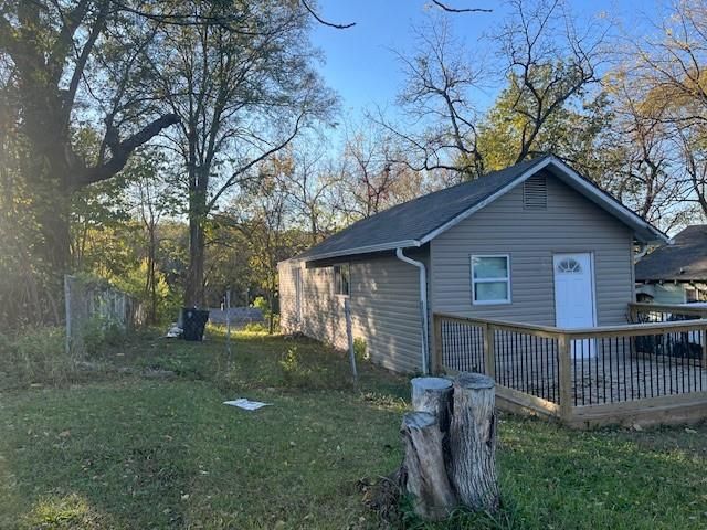 4208 Spruce Avenue, Kansas City, MO 64130