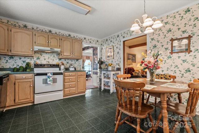 332 Ridge Road, Cheraw, SC 29520