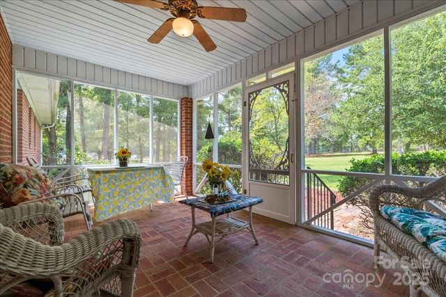 332 Ridge Road, Cheraw, SC 29520