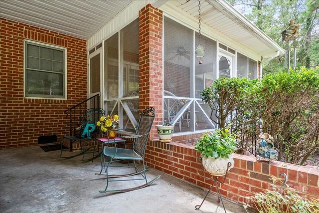 332 Ridge Road, Cheraw, SC 29520