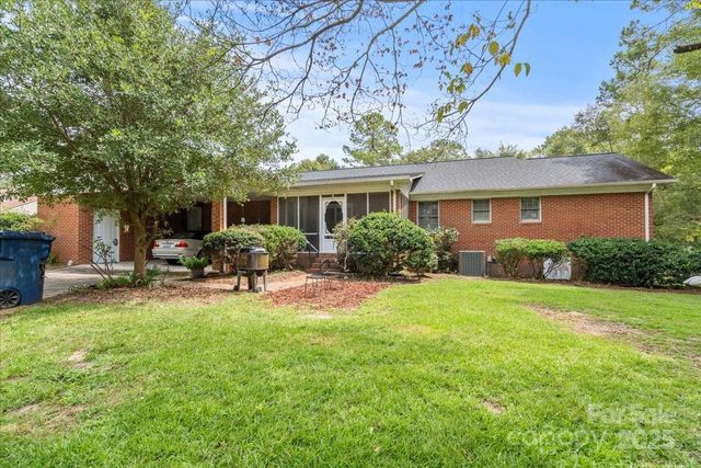 332 Ridge Road, Cheraw, SC 29520