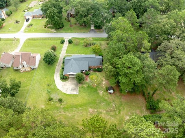 332 Ridge Road, Cheraw, SC 29520
