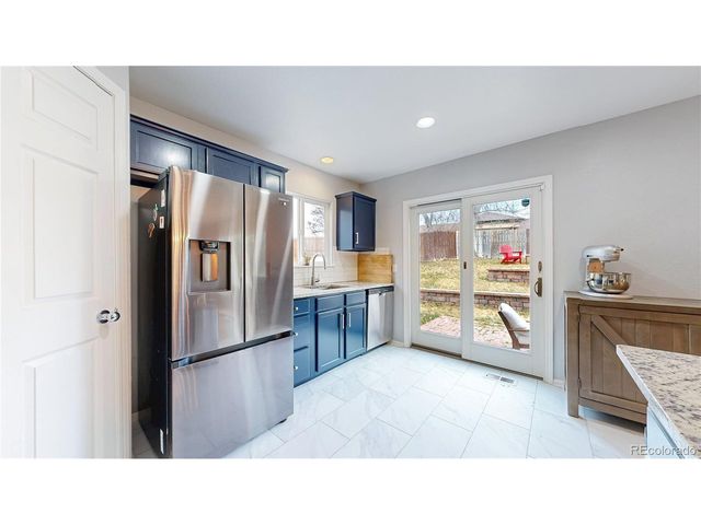 672 Entrada Dr, Golden, CO 80401
