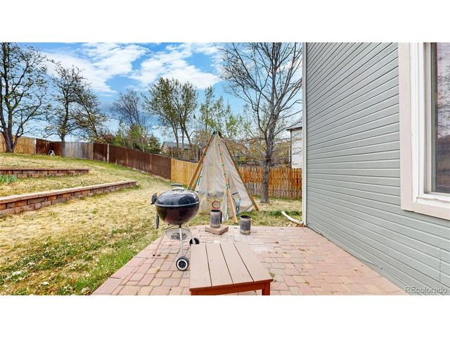 672 Entrada Dr, Golden, CO 80401