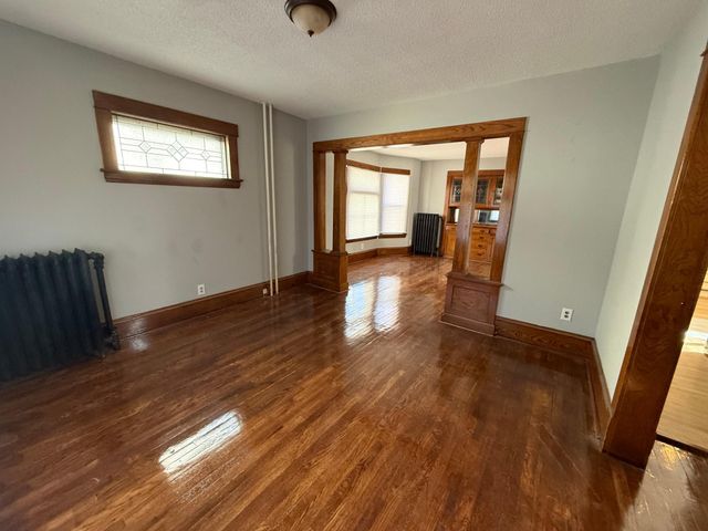 1038 Edgerton Street, Saint Paul, MN 55101