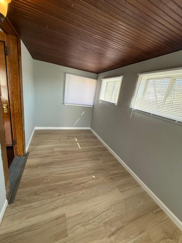 1038 Edgerton Street, Saint Paul, MN 55101