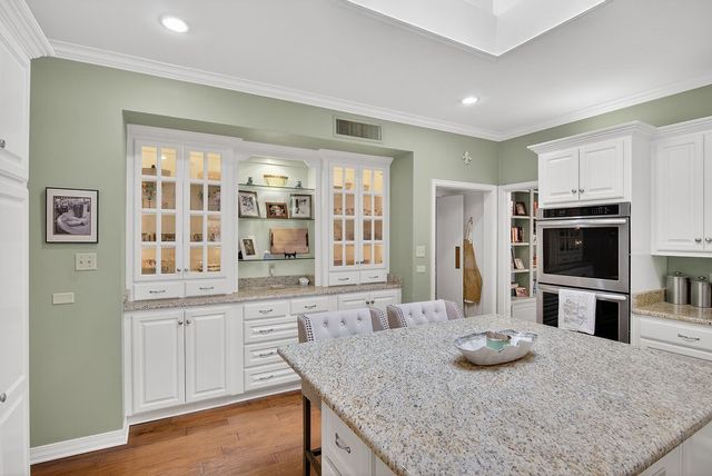 7230 Gilbert Drive, Shreveport, LA 71106