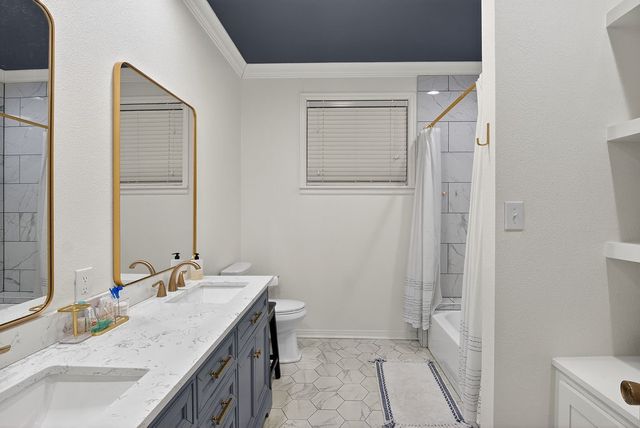 7230 Gilbert Drive, Shreveport, LA 71106