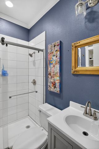 7230 Gilbert Drive, Shreveport, LA 71106