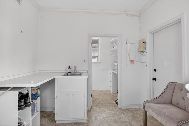 7230 Gilbert Drive, Shreveport, LA 71106