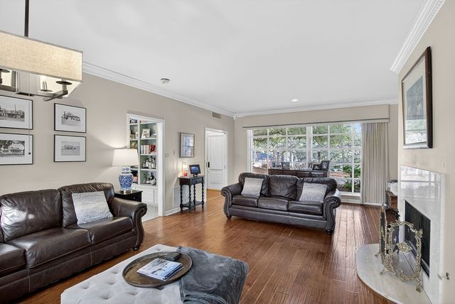 7230 Gilbert Drive, Shreveport, LA 71106