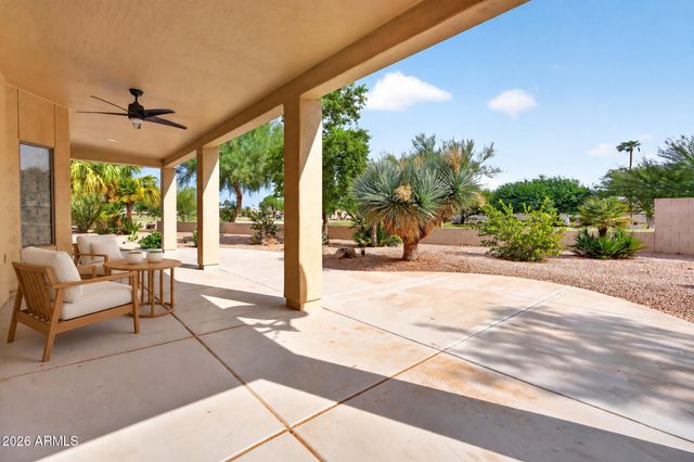 24619 S ROCKY BROOK Drive, Sun Lakes, AZ 85248