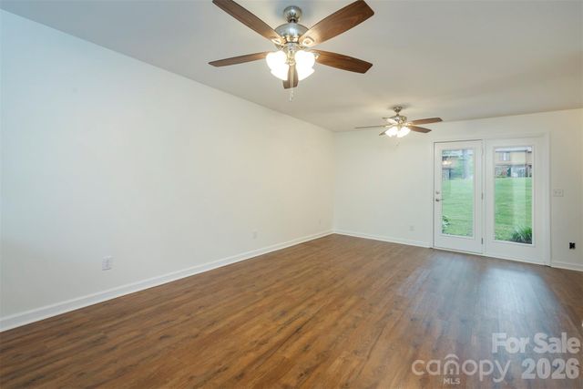 129 Colony Drive, Arden, NC 28704