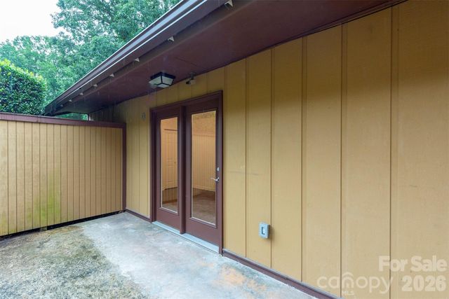 129 Colony Drive, Arden, NC 28704