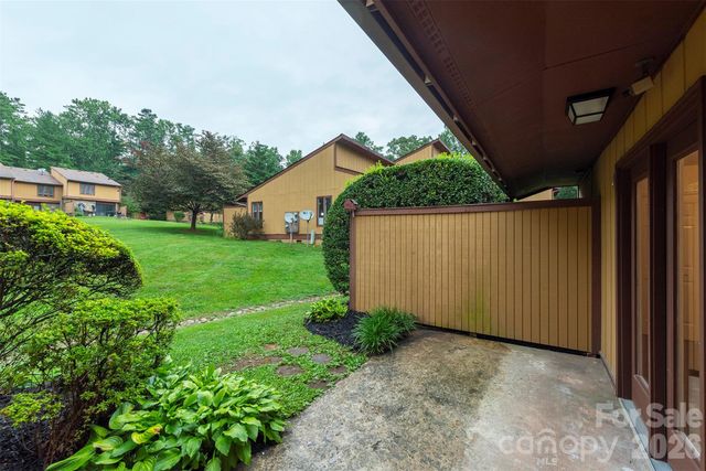 129 Colony Drive, Arden, NC 28704