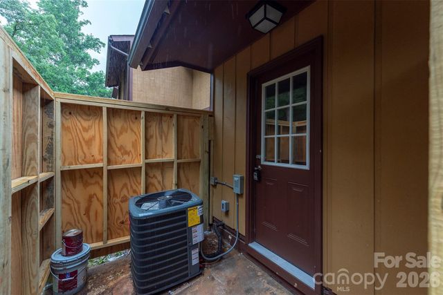 129 Colony Drive, Arden, NC 28704
