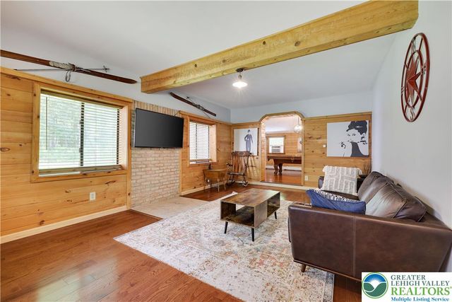 143 CATHLEEN Drive, Price Twp, PA 18302