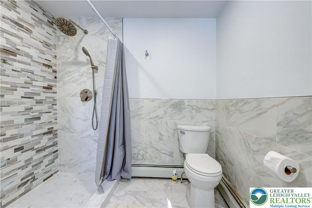 143 CATHLEEN Drive, Price Twp, PA 18302