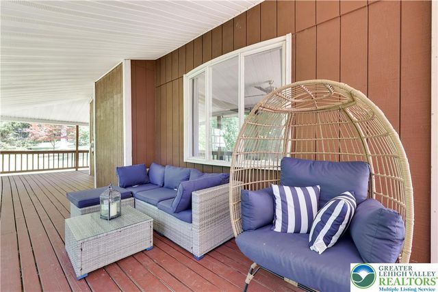 143 CATHLEEN Drive, Price Twp, PA 18302