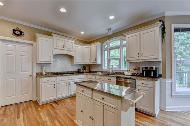 2259 Bright Water Drive, Snellville, GA 30078