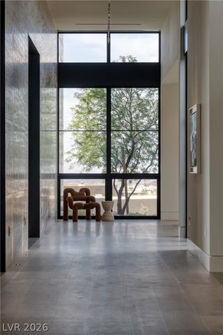 712 Dragon Peak Drive, Henderson, NV 89012