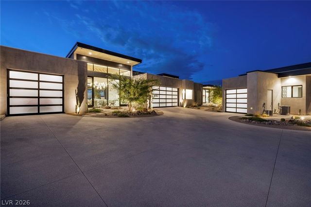 712 Dragon Peak Drive, Henderson, NV 89012