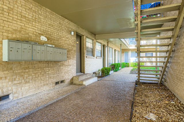 11104 Valleydale Drive C, Dallas, TX 75230