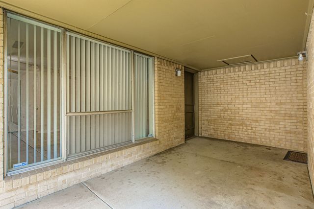 11104 Valleydale Drive C, Dallas, TX 75230