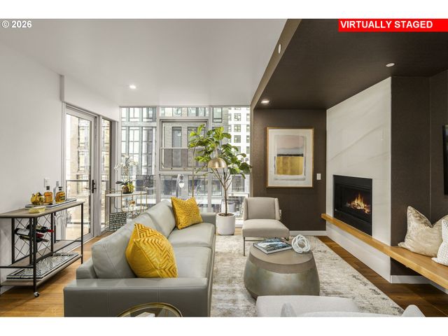 590 WATERFRONT Way 600, Vancouver, WA 98660