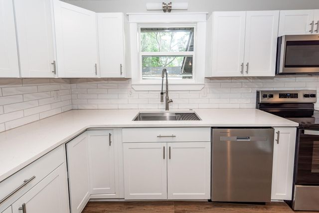 8 Teaneck Road, Goose Creek, SC 29445