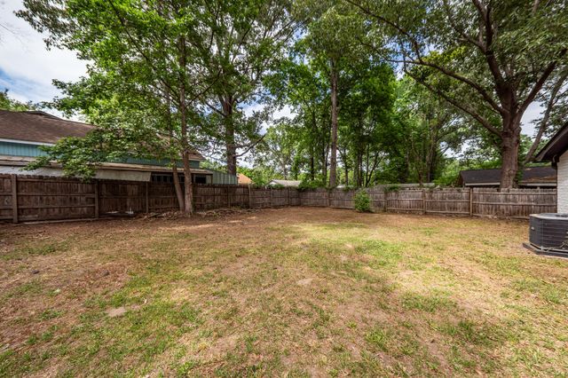 8 Teaneck Road, Goose Creek, SC 29445