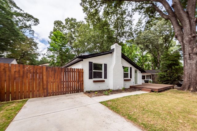 8 Teaneck Road, Goose Creek, SC 29445