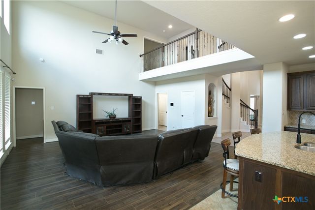 3067 Mustang Meadow, Seguin, TX 78155