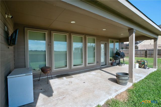 3067 Mustang Meadow, Seguin, TX 78155