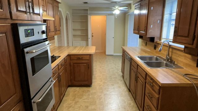 4008 Alava Drive, Fort Worth, TX 76133