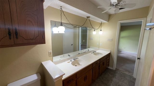 4008 Alava Drive, Fort Worth, TX 76133