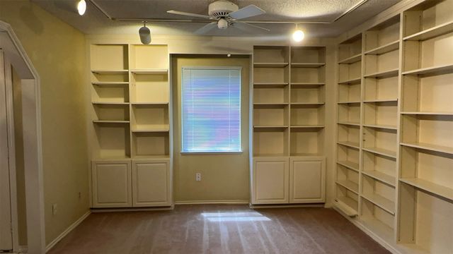 4008 Alava Drive, Fort Worth, TX 76133