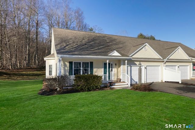 312 Spruce Hill Drive 312, Oxford, CT 06478