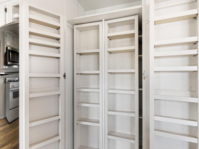 3320 Brooks Avene, Bay City, TX 77414