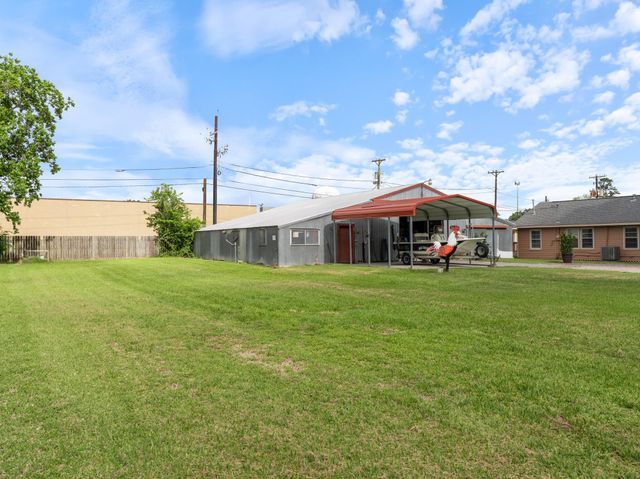 3320 Brooks Avene, Bay City, TX 77414