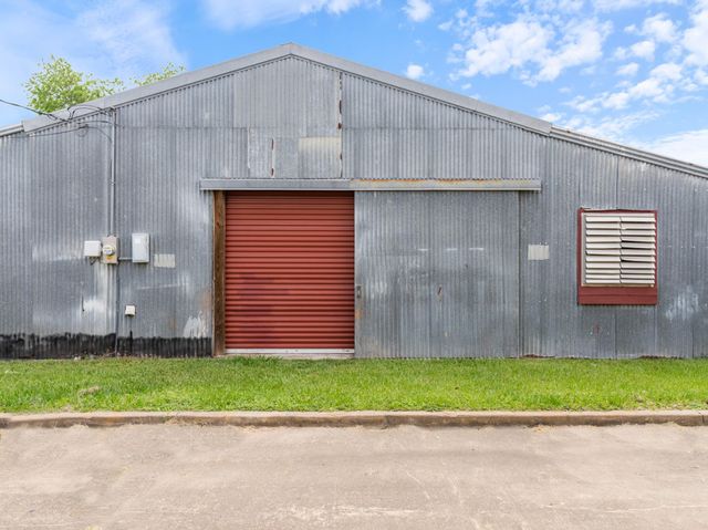 3320 Brooks Avene, Bay City, TX 77414