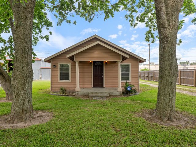 3320 Brooks Avene, Bay City, TX 77414